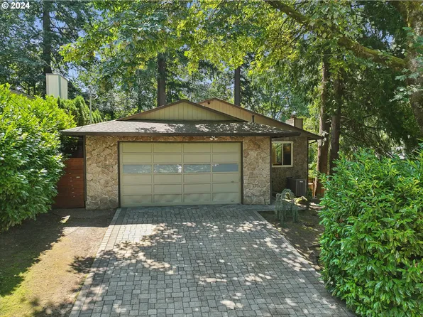 5236 SW Vacuna St, Portland, OR 97219