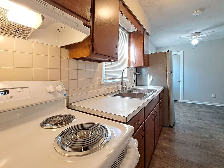 5116 Valiant Dr #2 — Photo 5