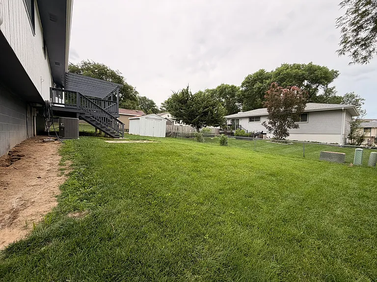 2307 Brighton Dr — Photo 42