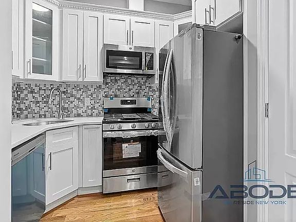 2nd image of 110 Linden Blvd #2R