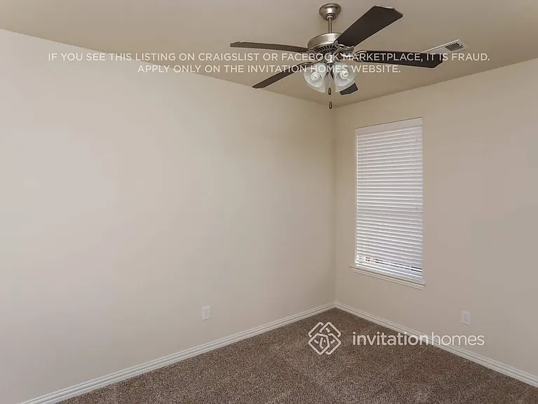 1014 Finsbury Ln — Photo 11