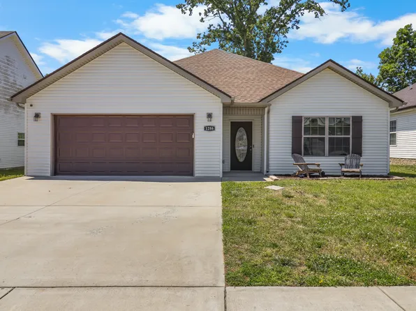 1286 Magnum Dr, Clarksville, TN 37040