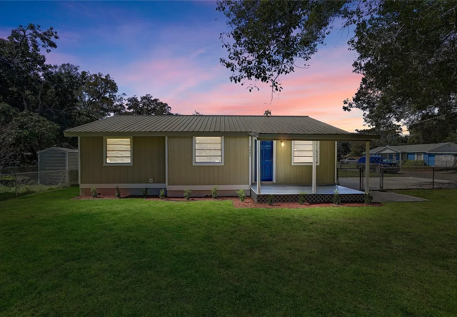 3 bed, 1023 sqft, $2,200 — Photo 1
