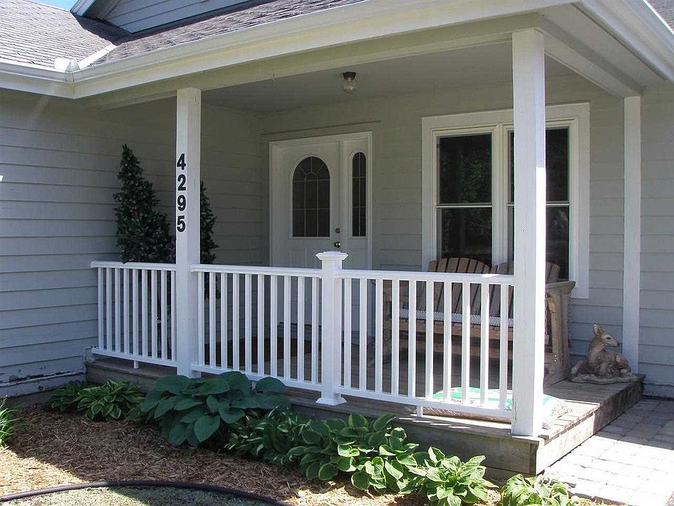 2nd image of 4295 Cottontail Ln