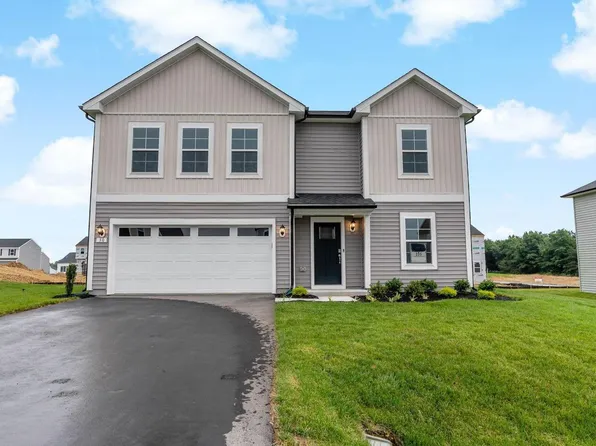 30 Grayling Rd, Inwood, WV 25428