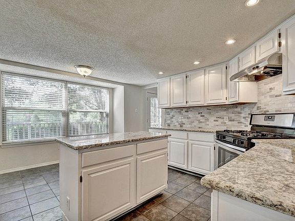 4th image of 4701 Ganymede Dr