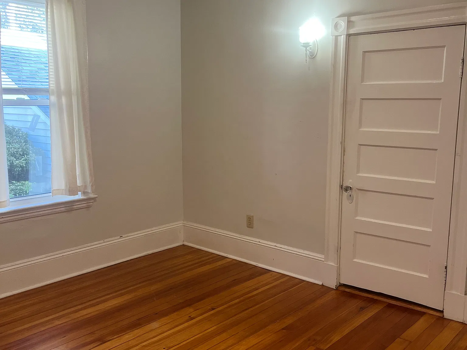 2 bed, 1000 sqft, $2,500 — Photo 4