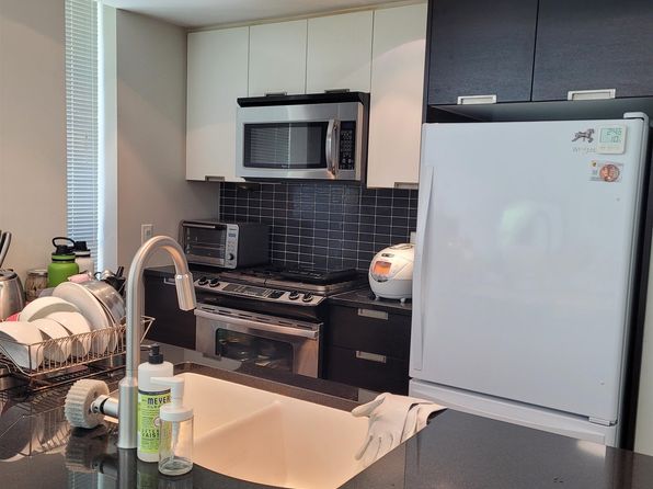 2 bedroom rental in Coquitlam — photo 6