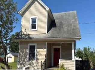 124 W 8th St, Williamstown, WV 26187