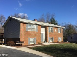 4504 Willow View St, Hampstead, MD 21074