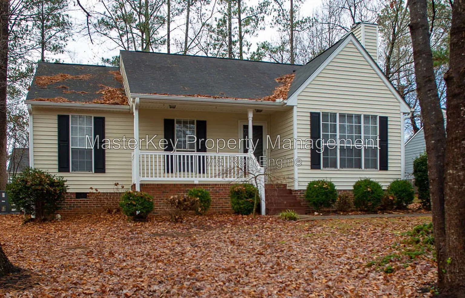 3 bed, 2.0 bath, 1129 sqft, $1,900 — Photo 2