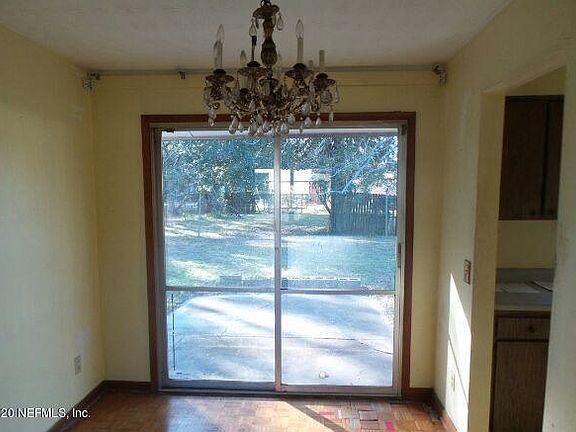 4th image of 2188 W 30th St