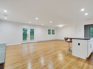 15 Volino Dr, Poughkeepsie, NY 12603