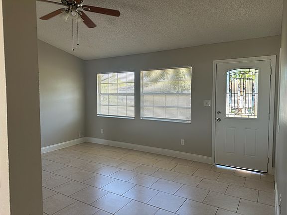 4th image of 244 Summerset Dr