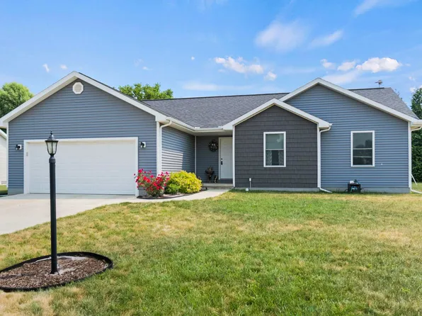 1345 E Yorkshire Dr, Shipshewana, IN 46565