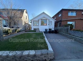 10 Elm St UNIT 2, Thunder Bay, ON P7A3M8