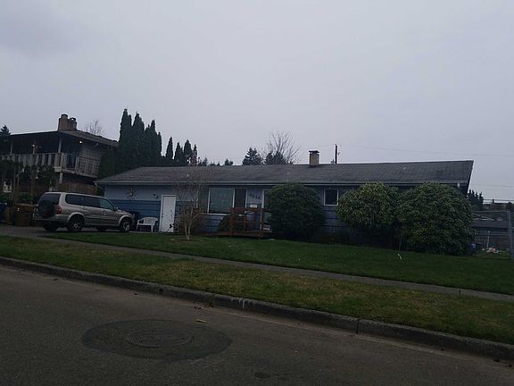 3rd image of 4814 N Bristol St