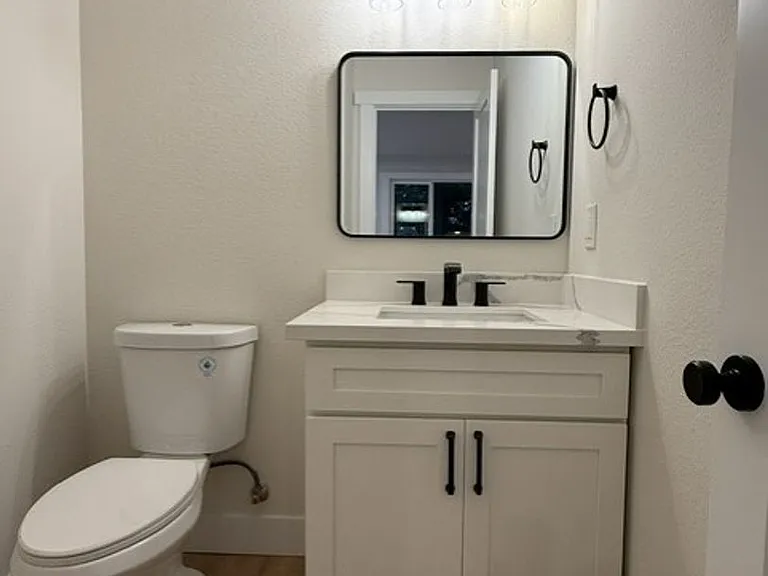 7900 Edmonds 4-Plex — Photo 16