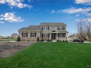 6409 Ward Rd, Sanborn, NY 14132