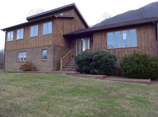 4706 Normandy Rd, Big Stone Gap, VA 24219