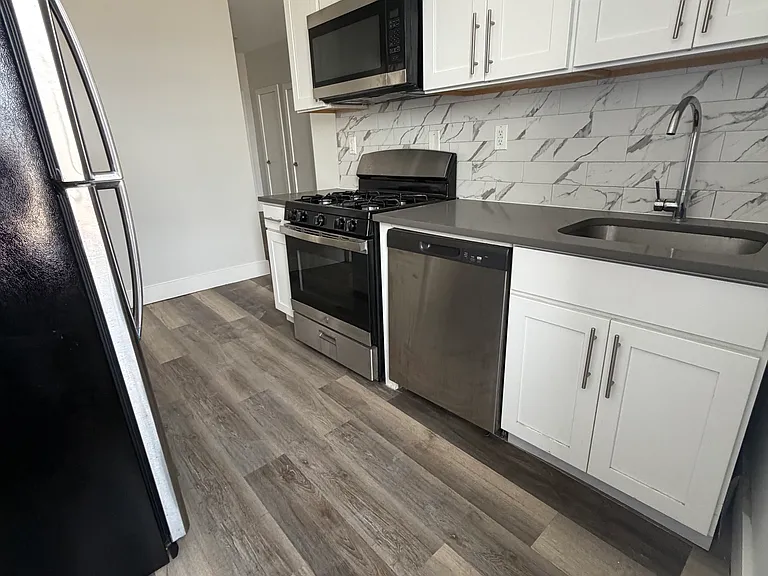 158 Bergen Ave #45 — Photo 2