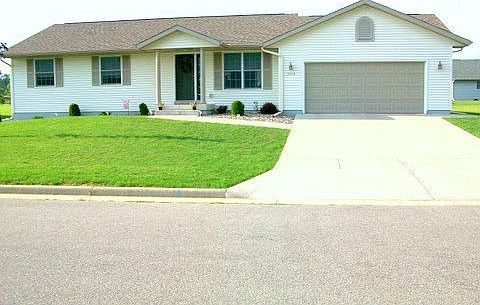 2nd image of 2040 Linda Ln