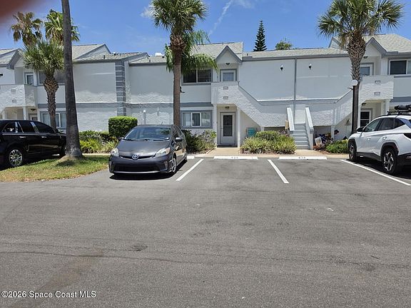 2nd image of 432 Beach Park Ln #V177