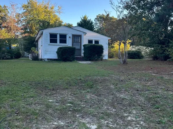 120 Blyther Street, Aberdeen, NC 28315