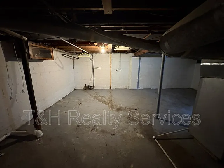 5242 E 20th Pl — Photo 14