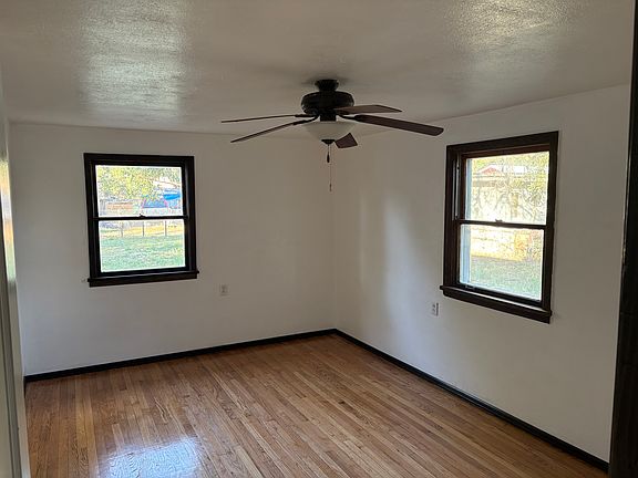 5th image of 123 Midwest Ave