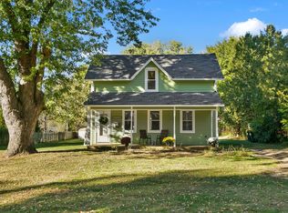 295 8th St, Reedsburg, WI 53959