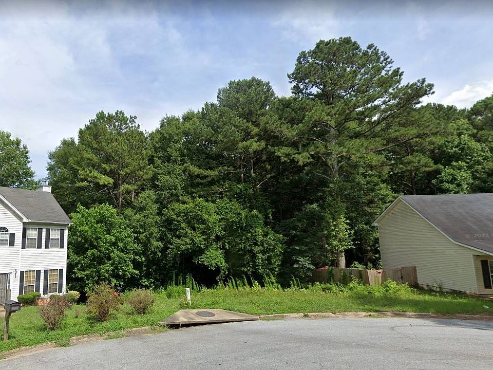 2nd image of 8590 Creek View Ct