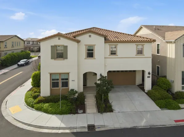 39442 N Darner Dr, Newark, CA 94560