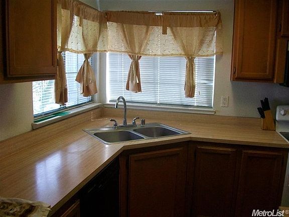 2nd image of 8246 Apple Cove Ct