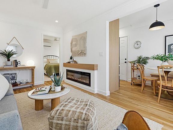 2nd image of 3370 Grim Ave #3370