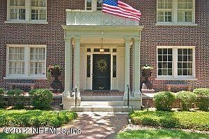 3rd image of 3547 Richmond St
