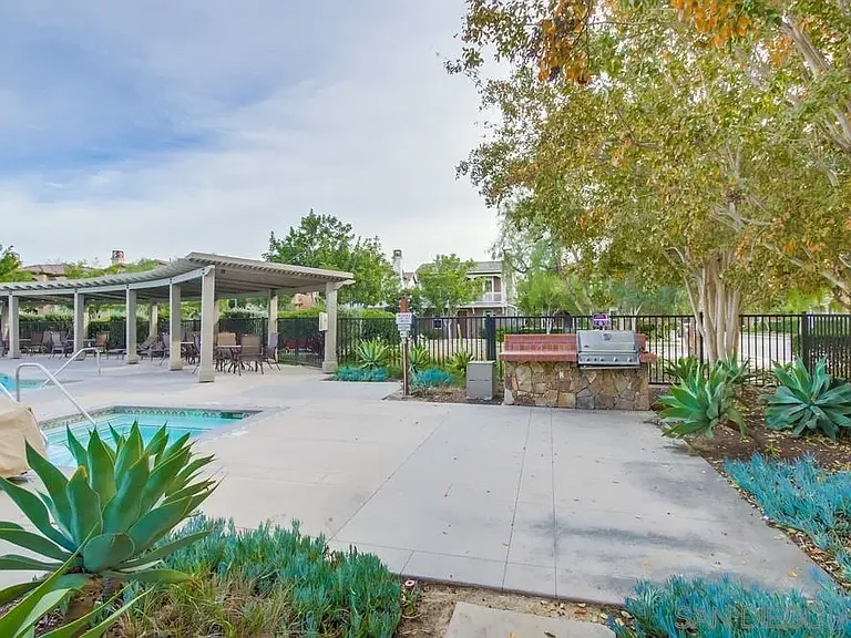 15562 Bristol Ridge Ter — Photo 68
