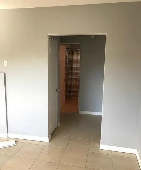 524 Florida Ave — Photo 8