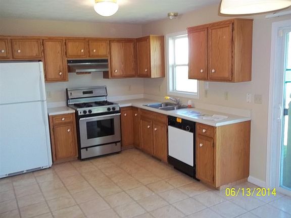 2nd image of 310 Joyce Ave