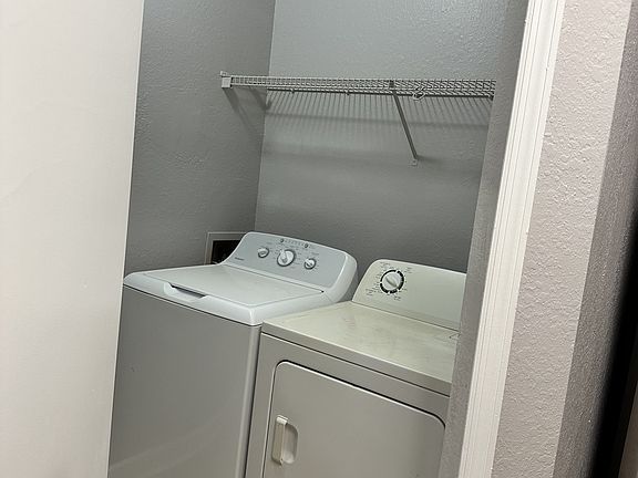 4th image of 132 Vista Verdi Cir Unit 236