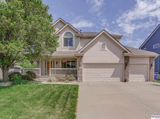 11917 S 52nd St, Papillion, NE 68133