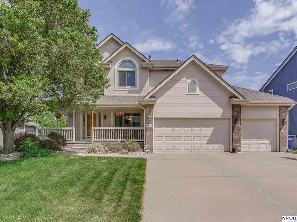 11917 S 52nd St, Papillion, NE 68133
