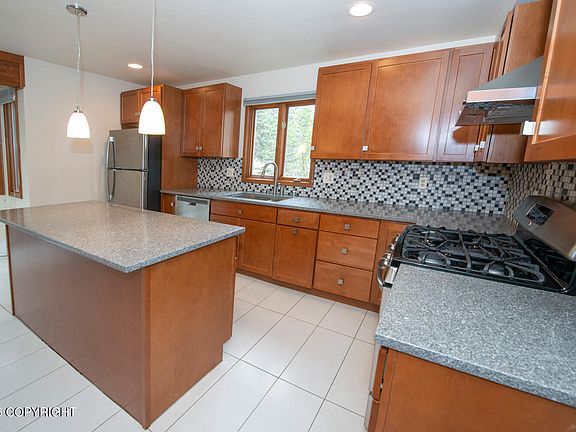 2nd image of 4141 Raspberry Rd