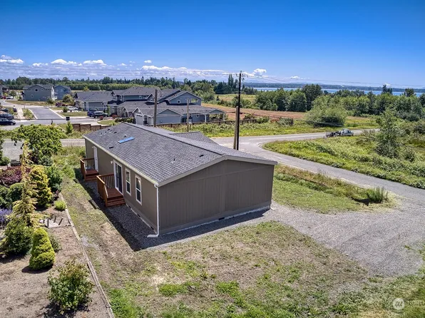5504 Skyvue Road, Blaine, WA 98230
