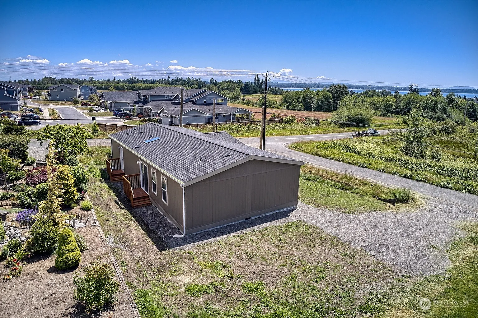 5504 Skyvue Road photo 1