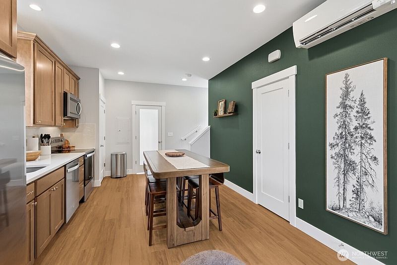 5th image of 64 Bungalow Loop