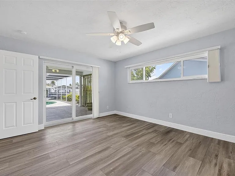 6305 Cottonwood Ln — Photo 35