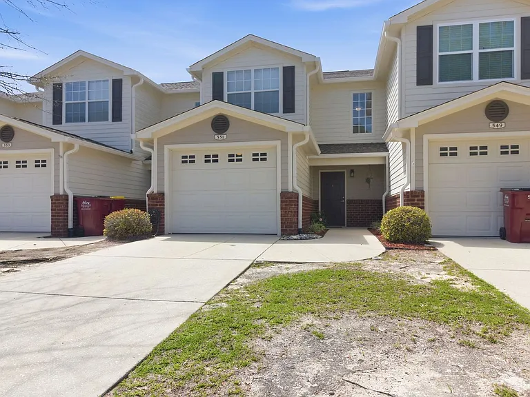 551 Wingspan Way — Photo 2