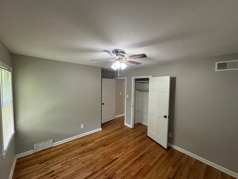 3587 Crestwyn Dr — Photo 15