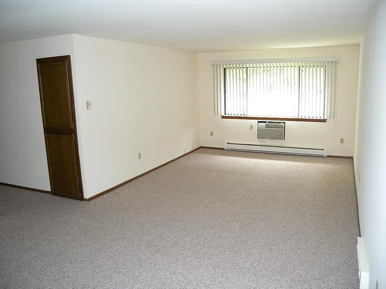 N81W15085 Appleton Ave #1L — Photo 11